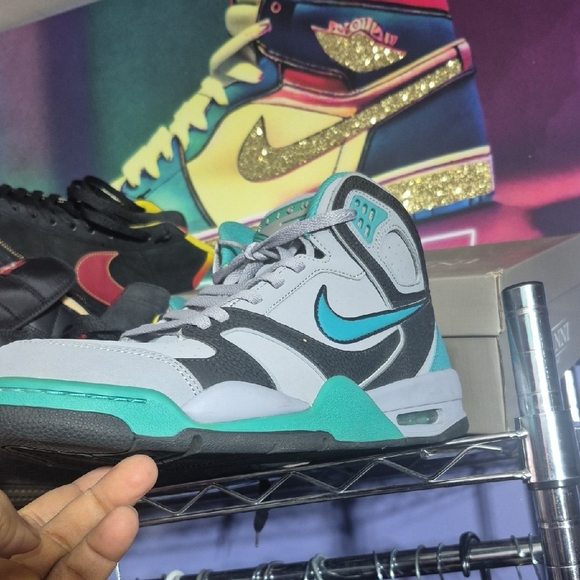 Nike Sneakers in Teal, Black, and Gray - Picture 2 of 3